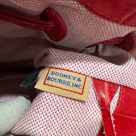 DOONEY AND BOURKE Red Leather Croc Embossed Drawstring Tote Satchel Shoulder Bag - Picture 10 of 15